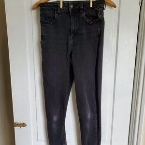 American Eagle Women's 4 Black Skinny Jean